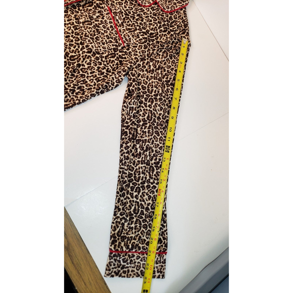 Charter Club Intimates Leopard Print Button Down Robe M - Picture 8 of 12